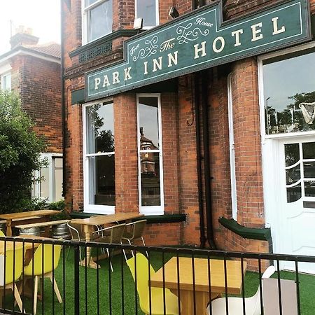 Park Inn Hotel Folkestone Esterno foto