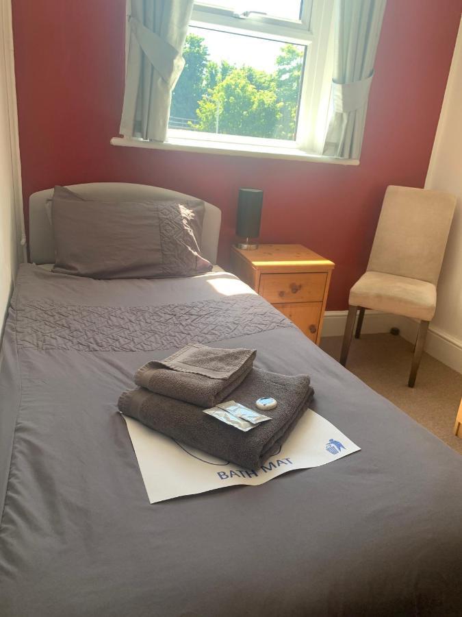 Park Inn Hotel Folkestone Esterno foto