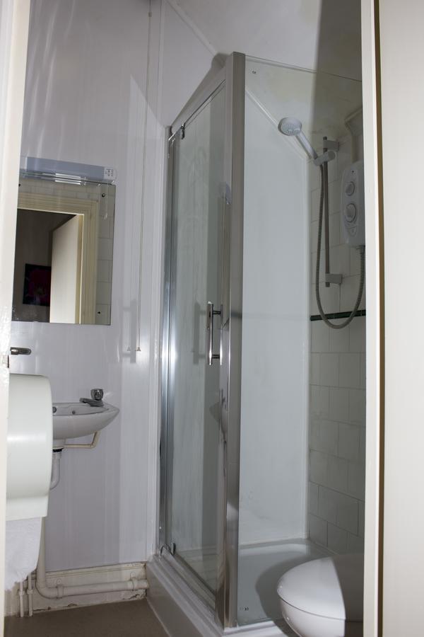 Park Inn Hotel Folkestone Esterno foto