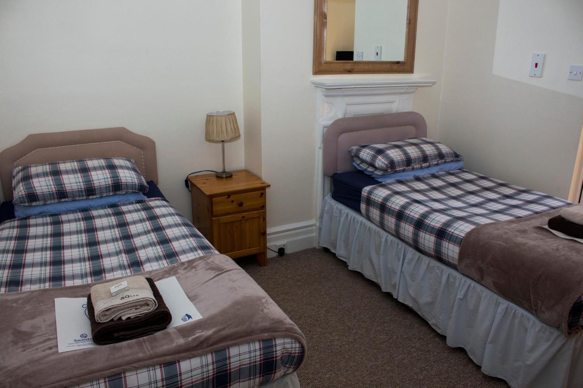 Park Inn Hotel Folkestone Esterno foto